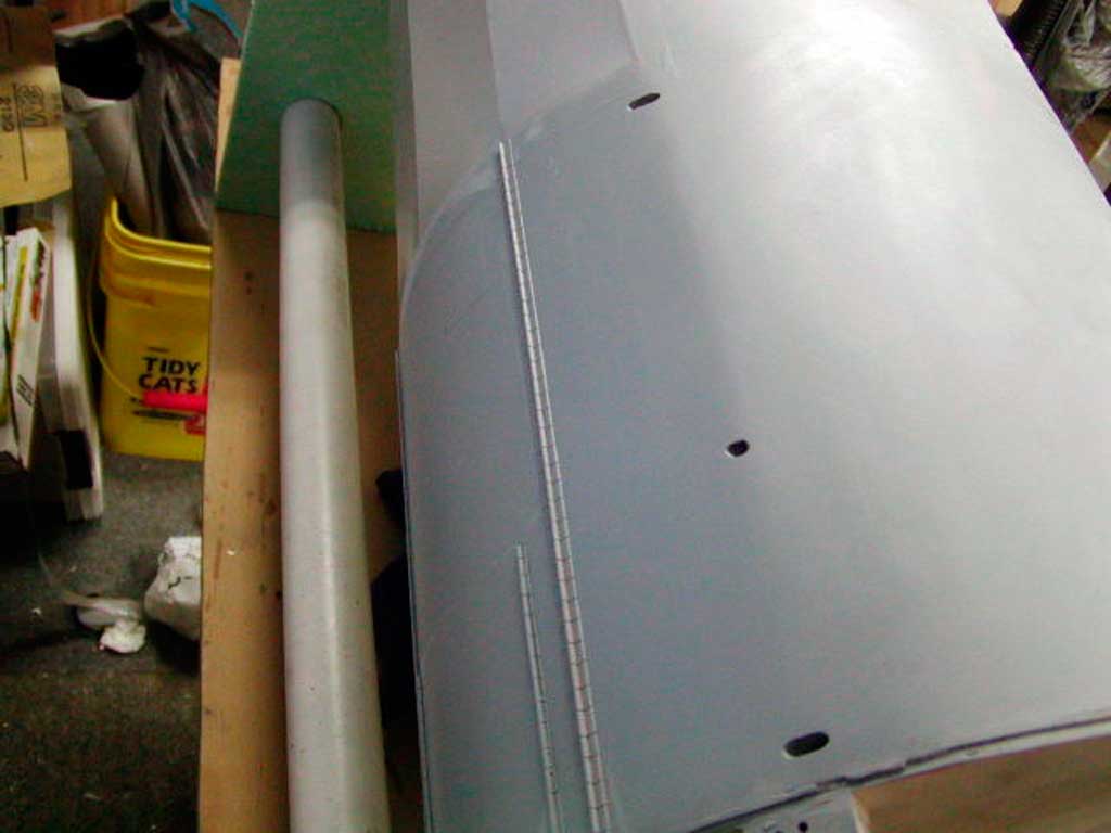 Close up of forward fuselage of the BUSA Morane-Saulnier showing the finish paint.