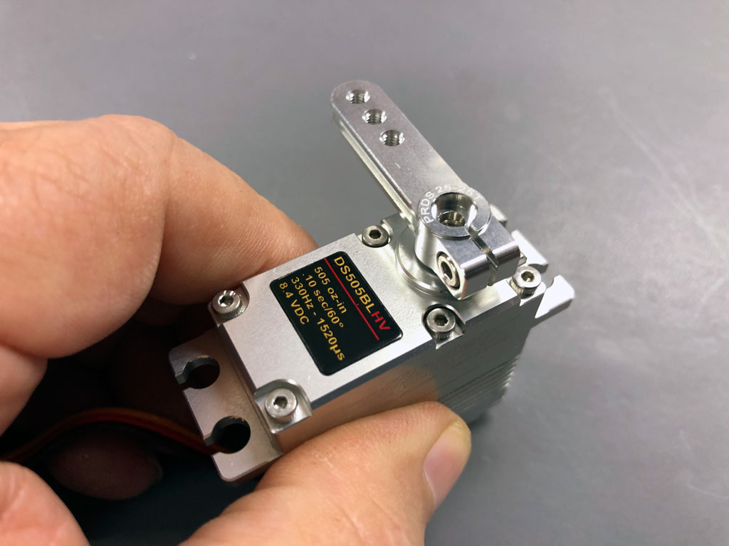 Image showing a PDRS25-25T servo mounted on a DS505BLHV