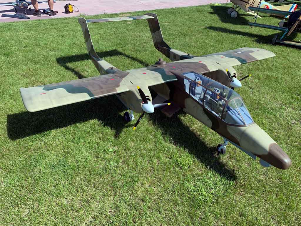 Ray Maynard's Hangar 9 Bronco