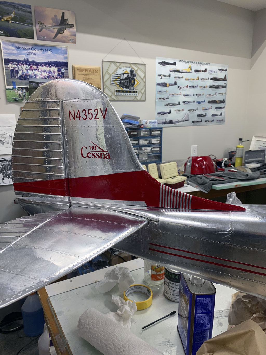 Close up photo of Hostetler Cessna 195 aft fuselage paint and nomenclature