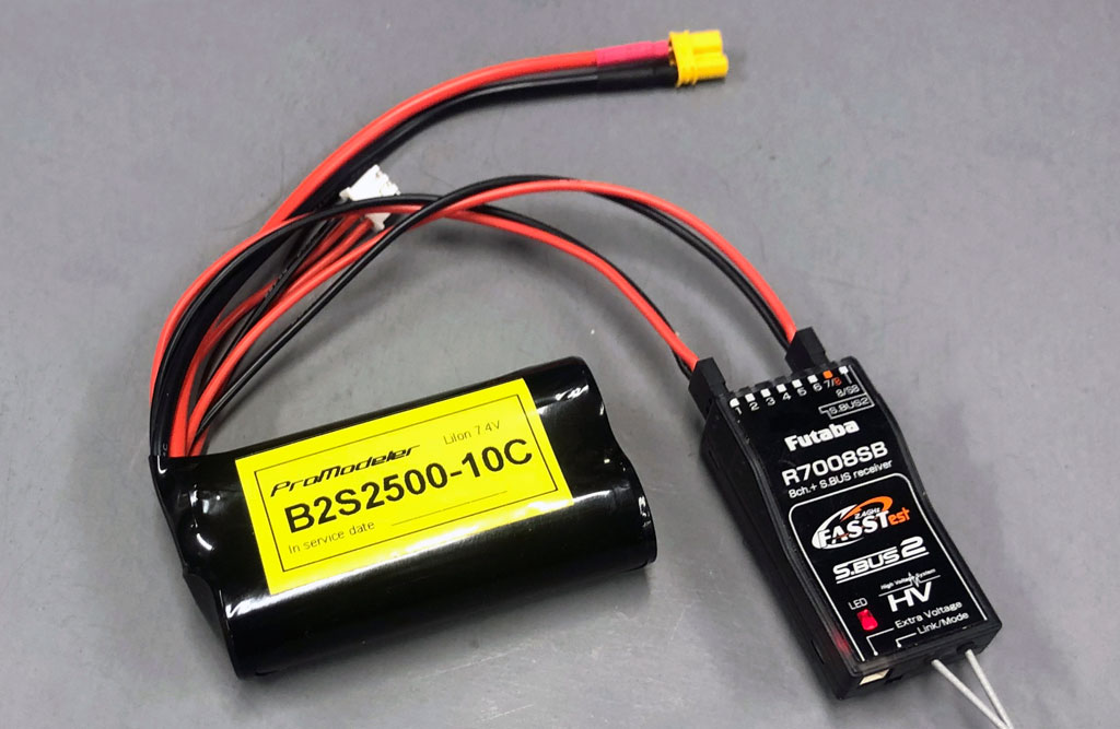 Image showing receiver and battery that will be used in the Dragon Lady