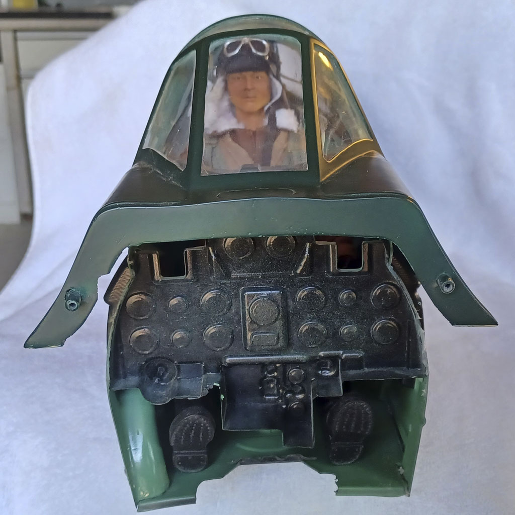 Close up of the front of the cockpit for the TopRC Models 5th scale A6M5 Zero