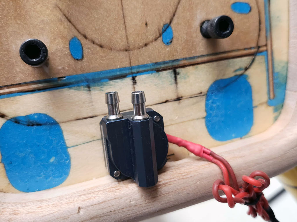 Close up photo of Micropump M400k v installed